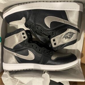 Women’s Air Jordan 1 Retro high Size 10.